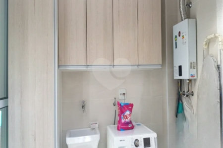 Sobrado na Vila Bertioga Mooca em condominio fechado à venda com 3 quartos, 3 suites, 4 vagas