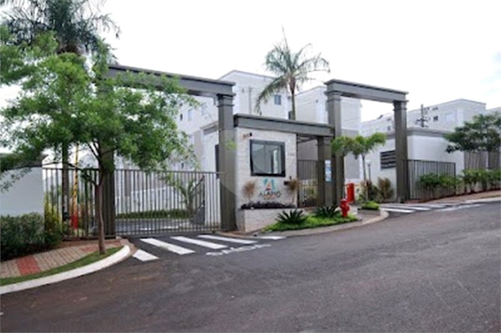 Apartamento no Edifício Parque Alamo em Araraquara/SP, com 2 dormitórios