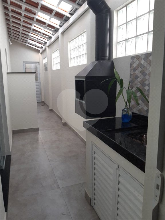 CASA A VENDA NO BAIRRO JARDIM ALVORADA COM 3 DORMITORIOS, 1 SUITE, 3 VAGAS, METRAGEM 250M², Sjc