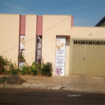 Bela casa No Santa Paula com um salão Comercial na frente.