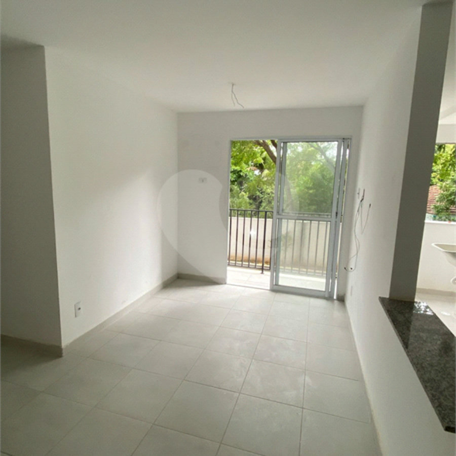 Apartamento no Condomínio Campo Real Residencial.