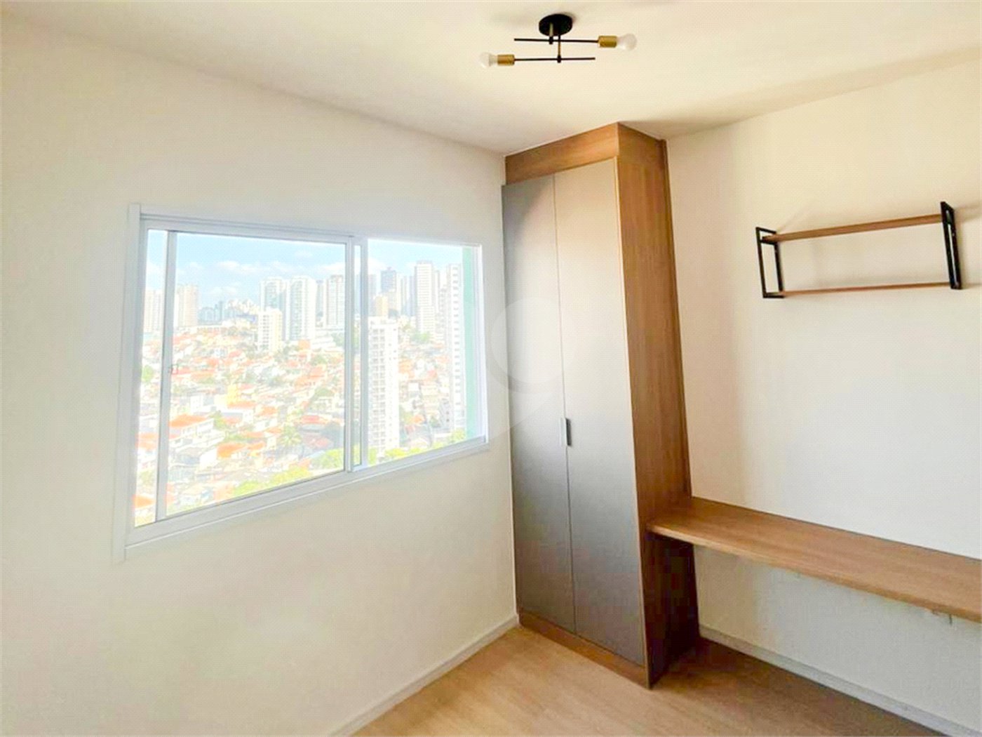 Studio mobiliado a venda no Ipiranda com 1 dormitorio e lazer.