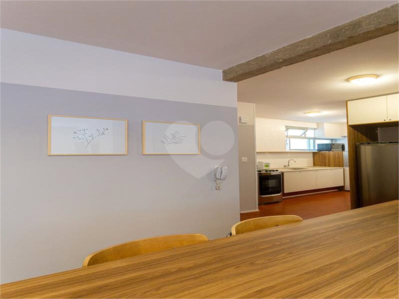 Excelente oportunidade para reformar e ficar com o apartamento dos seus sonhos!