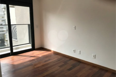 Apartamento com 3 suítes à venda no Jardim América - SP