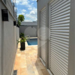 Lindo Sobrado com 3 suítes, à venda, 290 m², por R$ 2.340.000,00 no condomínio Helvetia Park em Indaiatuba/SP.