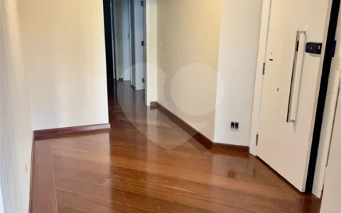Apartamento no Ilhas Gregas com 3 dormitórios, 1 suíte e 2 vagas, jardim europa