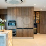 Deslumbrante apartamento duplex pronto para mudar no Itaim Bibi com 242M2, 2 suítes, 3 vagas