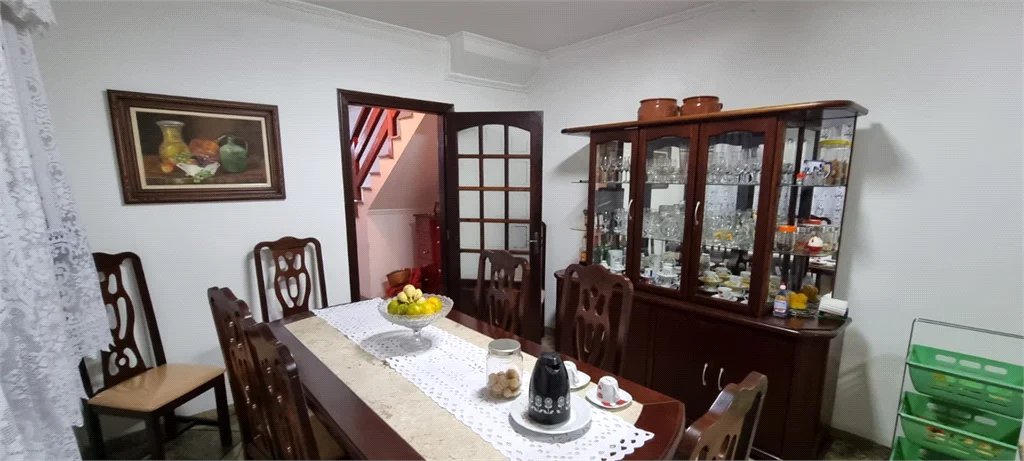 Casa à venda com 3 quartos, sendo 3 suítes, em Vila São Francisco, São Paulo - SP