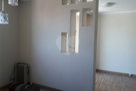 Ótimo apartamento Na rua Newton Prado no Bom Retiro