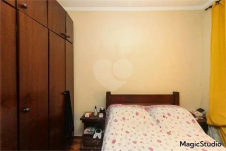 Casa com 154m², 2 dormitórios, 1 vaga, à venda na Vila Ema.
