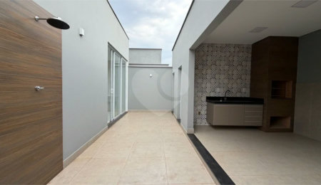Casa à venda ou para alugar com 3 quartos, sendo 1 suíte, no condomínio Residencial Mônaco, Piracicaba - SP