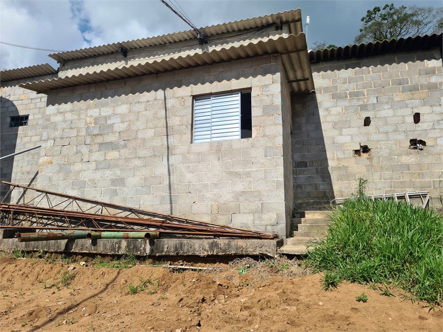 VENDA SÍTIO 48 hectares com estruura para granja, hidroponia e gado