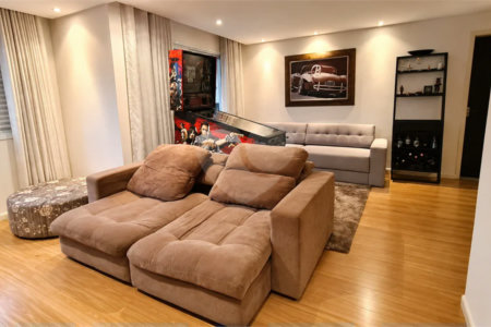 Apartamento com 3 dormitórios, 1 suíte, sala ampliada, varanda gourmet, planejados e 2 vagas. Condomínio com lazer completo e ótima localização em São Bernardo do Campo.