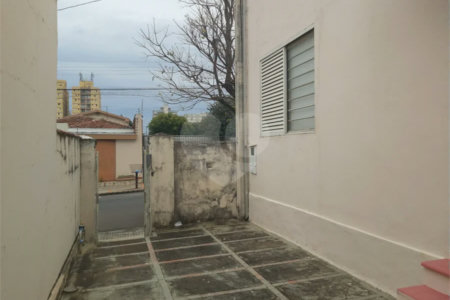 Casa térrea a venda no centro de São Carlos com 3 quartos