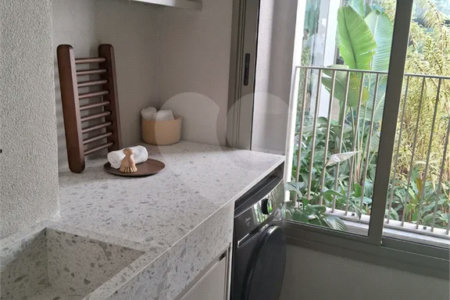 Apartamento à venda com 3 suítes em Moema, São Paulo, SP