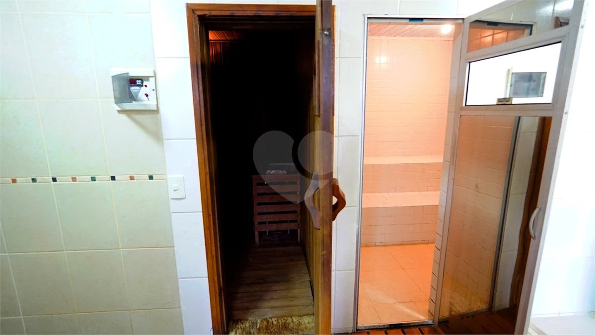 Apartamento à venda com 4 quartos, sendo 3 suítes, em Santo Amaro, São Paulo, SP