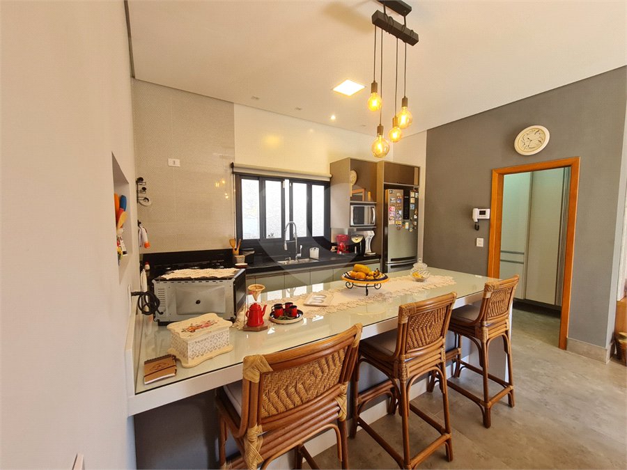 Casa com 4 dormitórios à venda, 214 m² por R$ 1.890.000 - Parque Arco Iris - Atibaia/SP