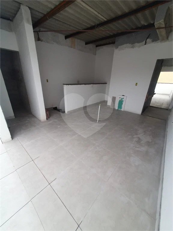 Cobertura com 100m² , 2 dormitórios , sendo 1 suíte , 1 vaga , à venda no bairro Campestre em Santo André.