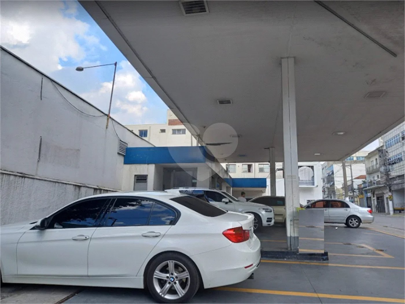Espaço ideal para posto de gasolina, farmácia e loja no Bom Retiro