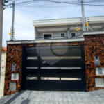 Casa com 155m² , 3 dormitórios , sendo 1 suíte , 4 vagas , à venda no Parque das Nações , em Santo André.