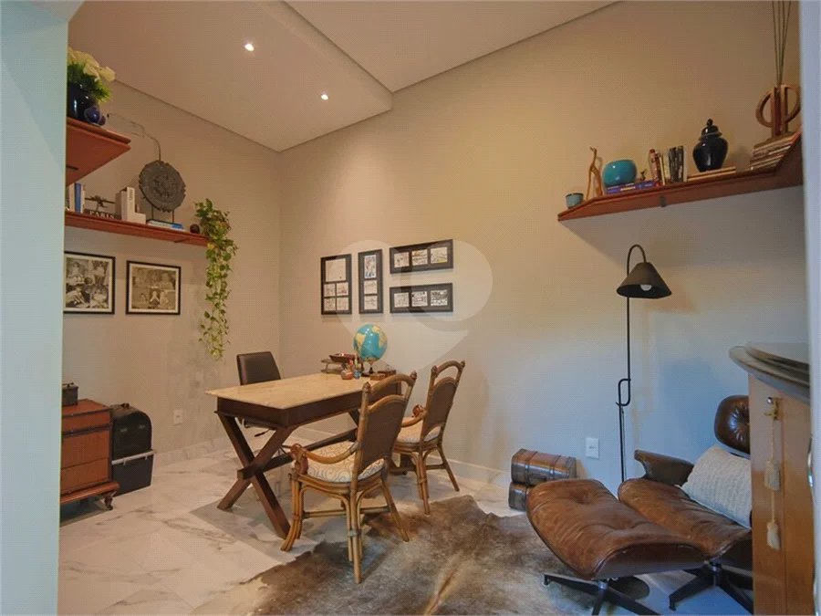 Casa à venda com 5 suítes em Jardim Mirante das Estâncias, Águas de Lindóia, SP