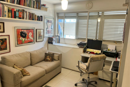 Apartamento Reformado com 3 Dorm e 1 suíte à venda no Itaim Bibi