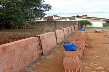 Terreno 300m² Parque Ferh