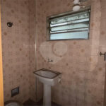 Kitnet Compacta na Liberdade – 33m² | Portaria 24h | Aceita Pets