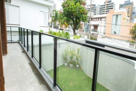 Casa à venda com 4 suítes no condomínio Casa Jardim Itaverá, São Paulo - SP