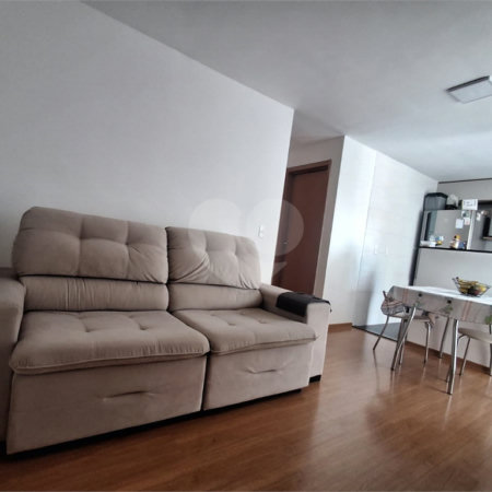 Apartamento à venda com 2 quartos no condomínio Monte Dos Andes, São Carlos - SP