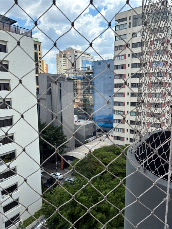 Apartamento á venda 1 Dorm e 1 Vaga - Itaim Bibi