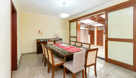 Casa à venda com 5 quartos, sendo 3 suítes,  no condomínio Residencial Morumbi, São Paulo - SP