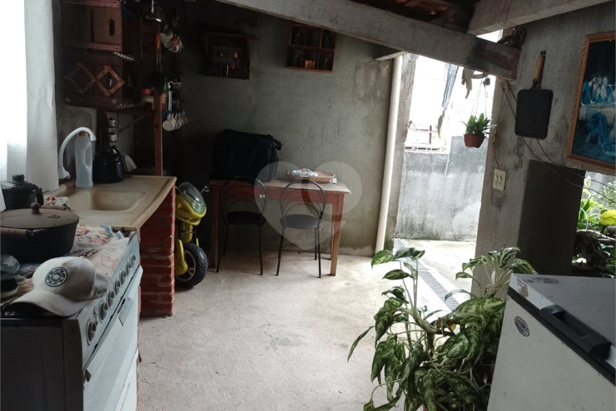 Imóvel com 2 casas em Pirituba