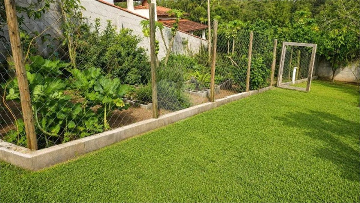 Chácara com 1.504 m² à venda em Guararema - SP