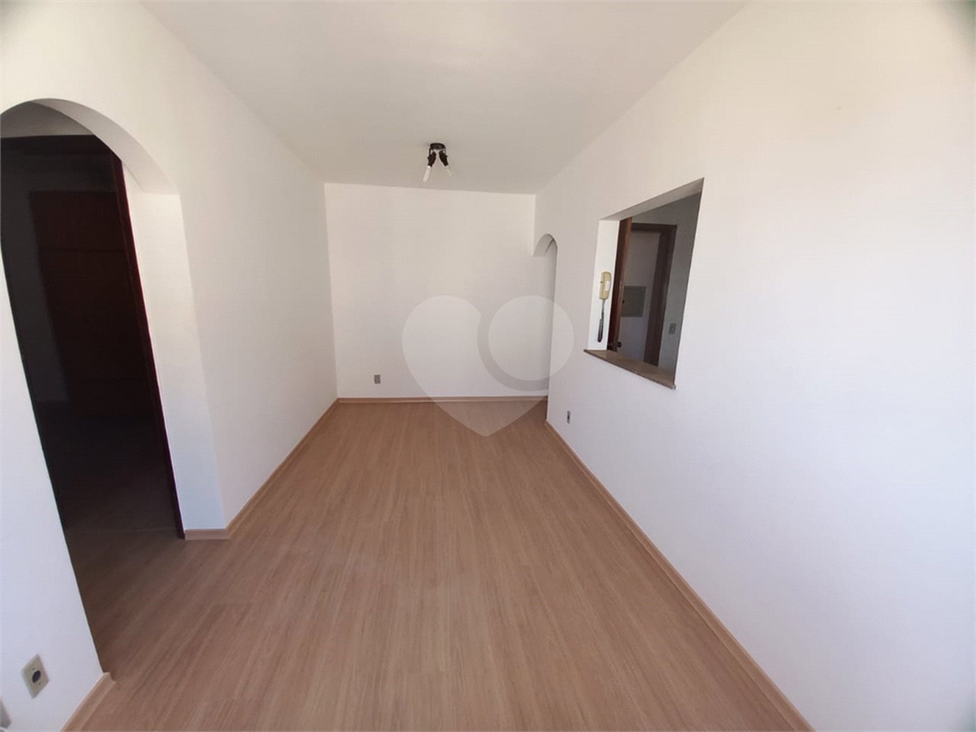 Apartamento no Condomínio Jardim Europa.