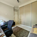 APTO TERREO COM QUINTYAL AMPLO, 2 QUARTOS 1 SUITE ,R$ 440 MIL