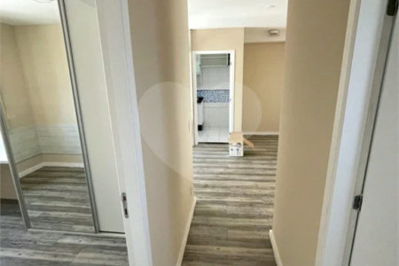 Apartamento no Belém de 52m2 com 2 dorms, 1 suíte, 2 banheiros, 1 vaga. Estuda permuta.