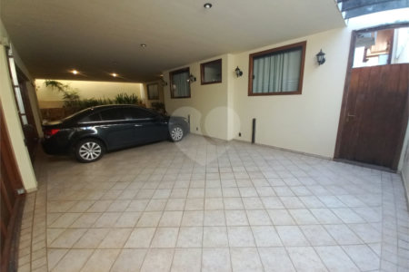 Casa Térrea na XV de Novembro .