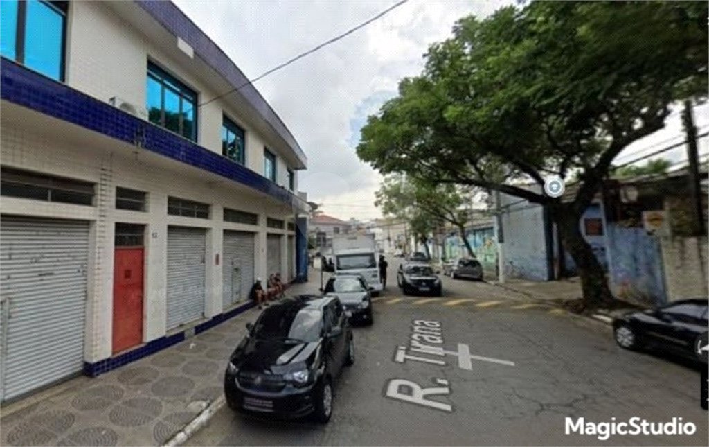 Prédio comercial com 724m² , 8 banheiros e 5 vagas de garagem , à venda na Vila Formosa.