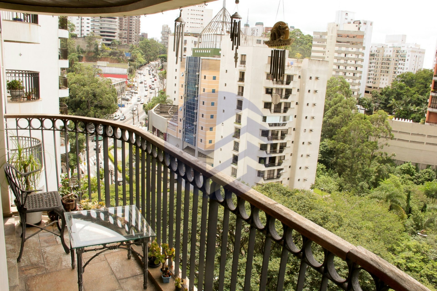 Apartamento à venda com 3 quartos, sendo 3 suítes, em Vila Andrade, São Paulo - SP