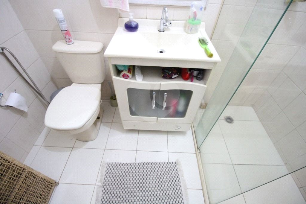 Sobrado a venda em Condominio fechado 80m 02 dormitórios 01 vaga