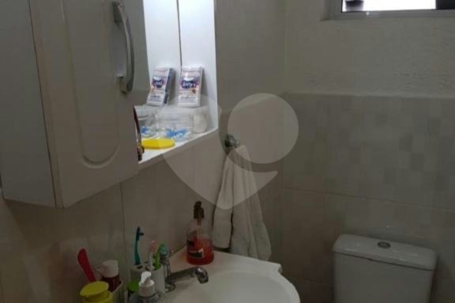 Sobrado à venda no bairro Jardim Leonor de Barros – Zona Norte