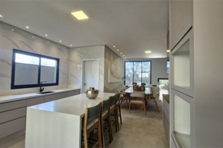 Casa Térrea de Alto Padrão no Condomínio Elementum | Totalmente Mobiliada e Decorada, 3 Suítes e Piscina
