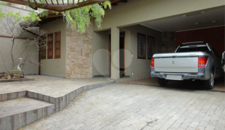 Casa à venda com 3 quartos, sendo 1 suíte,  em Santa Marina, Valinhos, SP