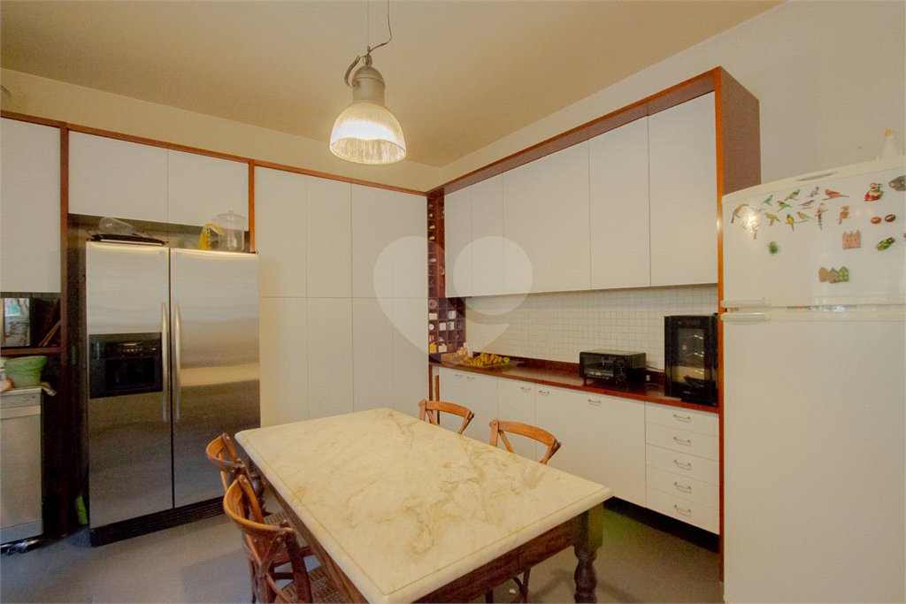 Casa à venda com 3 quartos, sendo 1 suíte,  em Campo Belo, São Paulo, SP