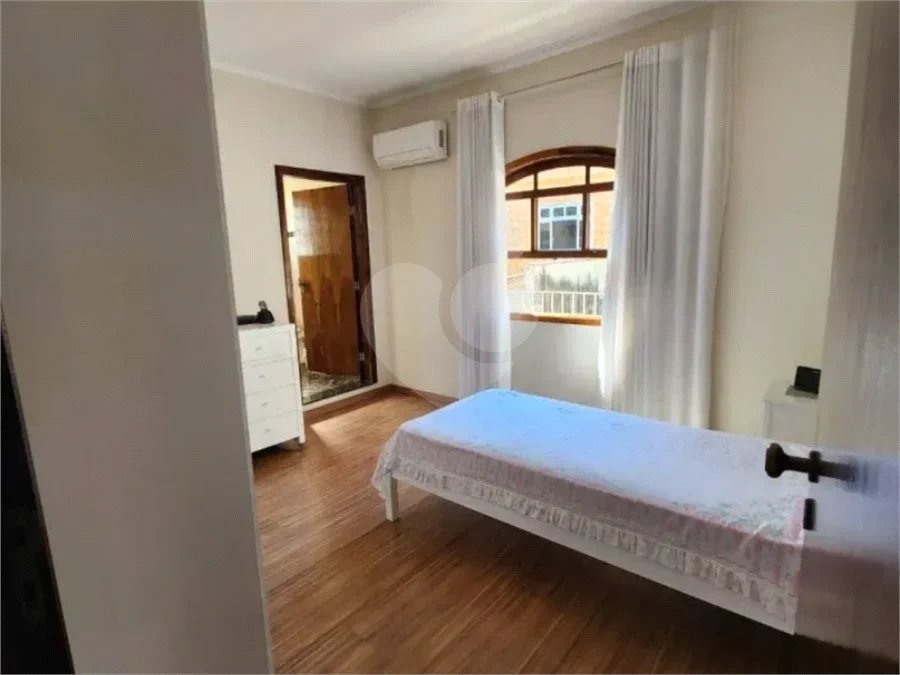 Casa Térrea com 3 Quartos à venda, 220m² - Jardim Líbano