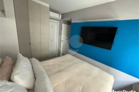 Apartamento com 57m², 2 dormitórios, sendo 1 suíte, 1 vaga, à venda no Brás.