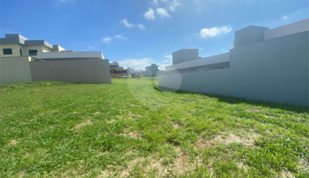 Terreno à venda no condomínio Village Damha IV, São Carlos - SP