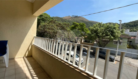 Casa à venda com 3 quartos, sendo 1 suíte,  no Centro, Poços de Caldas, MG