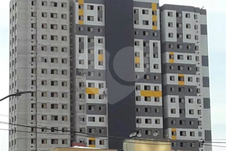Apartamento 2 Dorms na SÉ (26º andar)